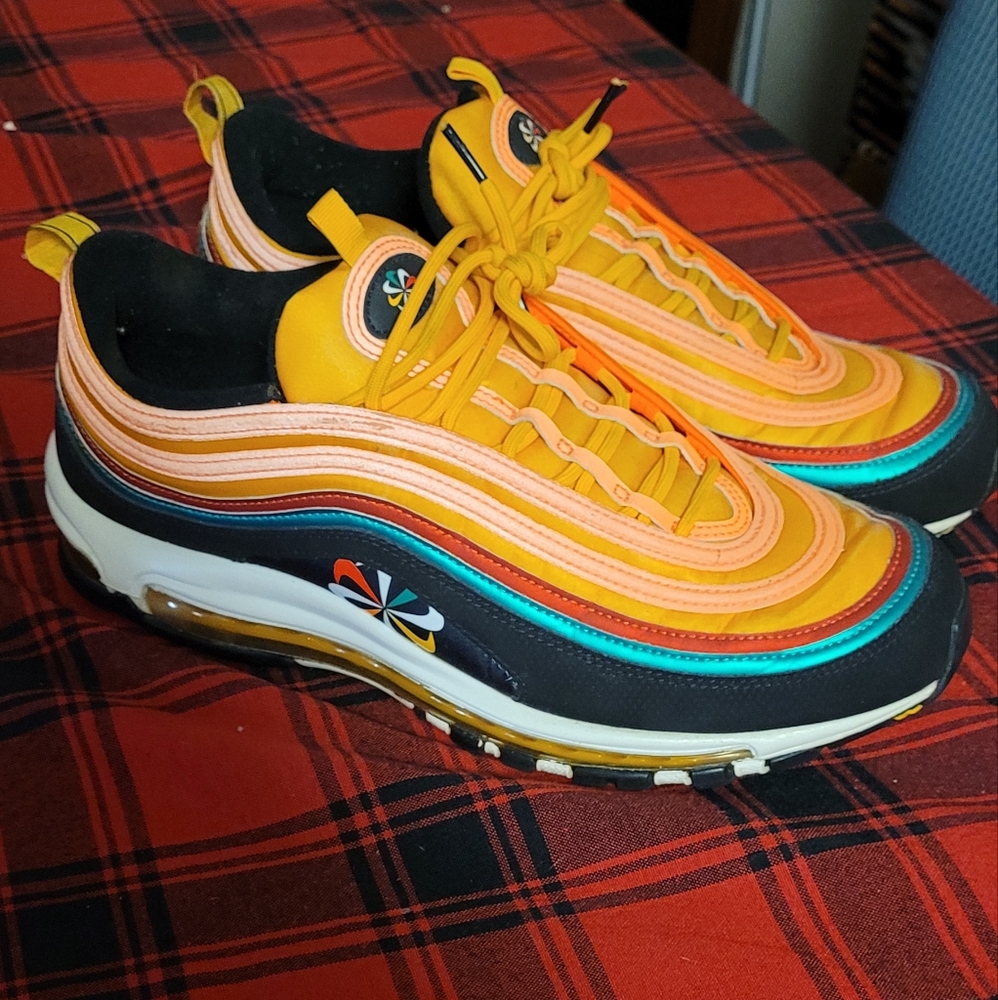 Nike Sunburst